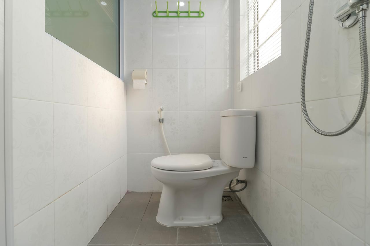 Hotel Reddoorz Near Nagoya Hill Batam Zewnętrze zdjęcie