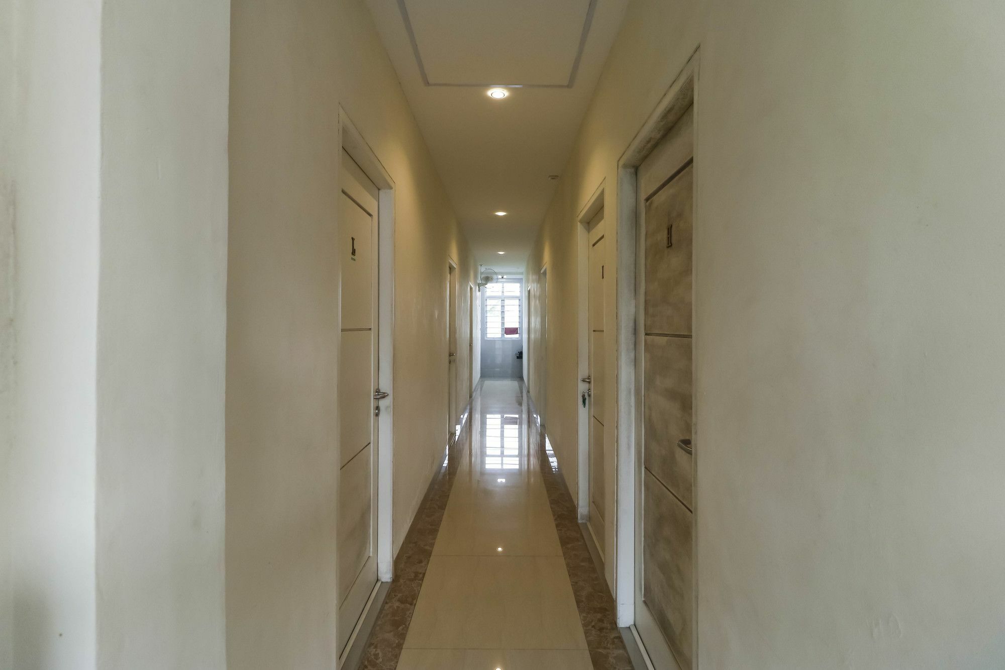 Hotel Reddoorz Near Nagoya Hill Batam Zewnętrze zdjęcie